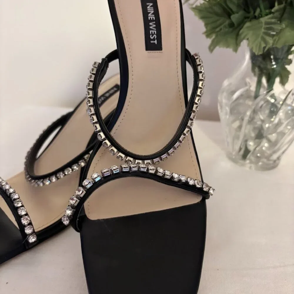 Nine West Black Shoes - size 8 - Picture 9 of 12